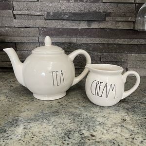 Rae Dunn teapot and creamer